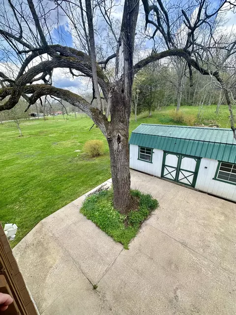 Exterior - 800 E Morris Hill Rd, Covington, VA 24426 photo 19 of 42