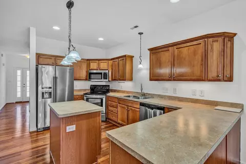Kitchen - 88 Maple St, Salem, VA 24153 photo 3 of 4