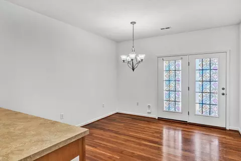 Dining - 88 Maple St, Salem, VA 24153 photo 1 of 1