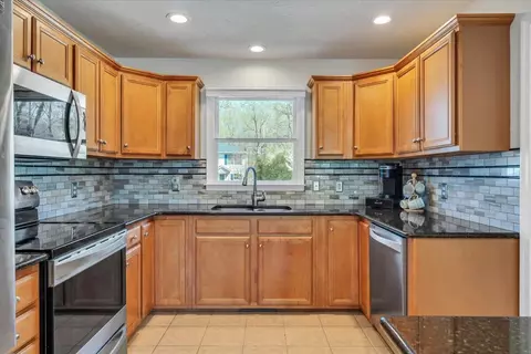Kitchen - 475 Cambridge Ct #E2, Hardy, VA 24101 photo 1 of 4