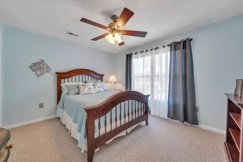 Bedroom - 475 Cambridge Ct #E2, Hardy, VA 24101 photo 4 of 6