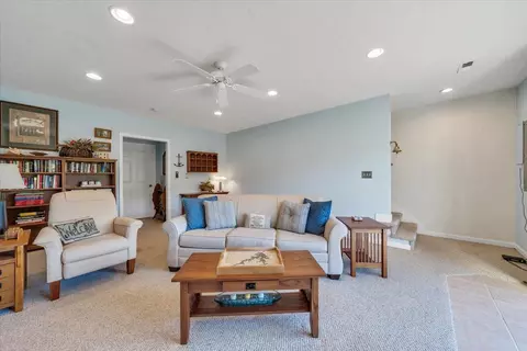 Living - 475 Cambridge Ct #E2, Hardy, VA 24101 photo 6 of 6