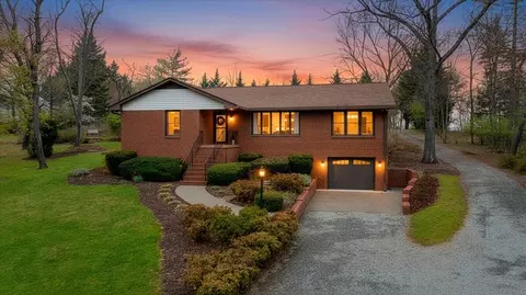 4125 Belle Aire Cir SW, Roanoke, VA 24018