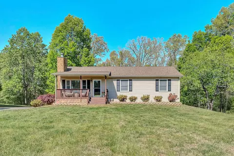 1302 Goodview Rd, Goodview, VA 24095