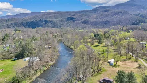 706 Dunbrack Cir, Covington, VA 24426 photo 29