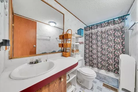 706 Dunbrack Cir, Covington, VA 24426 photo 14