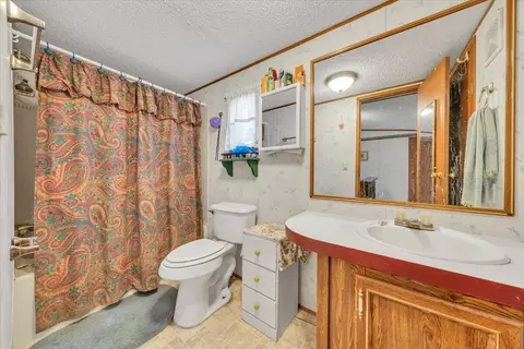 706 Dunbrack Cir, Covington, VA 24426 photo 12
