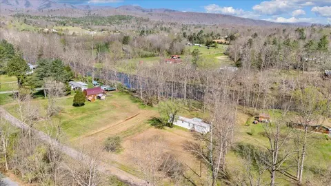 706 Dunbrack Cir, Covington, VA 24426 photo 41