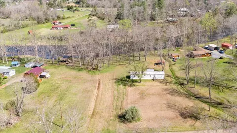 706 Dunbrack Cir, Covington, VA 24426