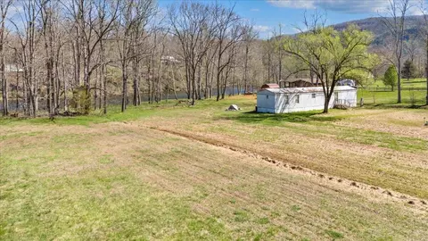 706 Dunbrack Cir, Covington, VA 24426 photo 33