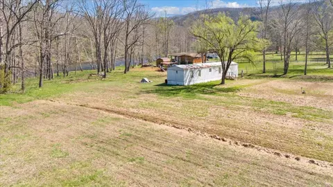 706 Dunbrack Cir, Covington, VA 24426 photo 32