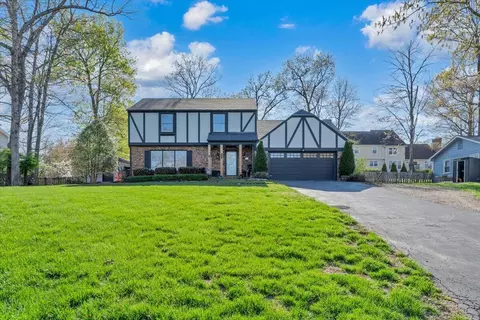 229 Queen Regent Ct, Blue Ridge, VA 24064