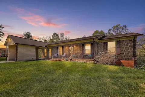 509 Carver Rd, Martinsville, VA 24112