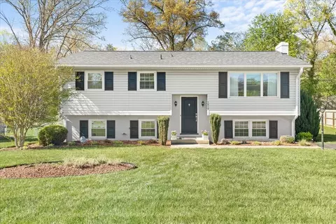 5019 Keithwood Dr SW, Roanoke, VA 24018