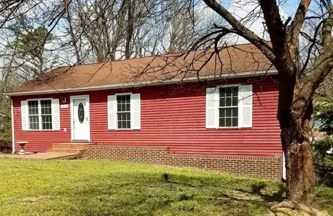 5075 Youngwood Dr NW, Roanoke, VA 24017