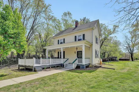 4787 Glade Creek Rd, Roanoke, VA 24012