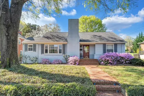 2630 Northview Dr SW, Roanoke, VA 24015