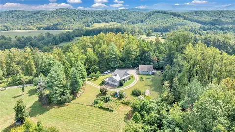 280 Woodwinds Rd, Callaway, VA 24067