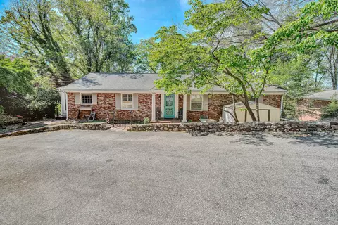 3125 Burnleigh Rd SW, Roanoke, VA 24014