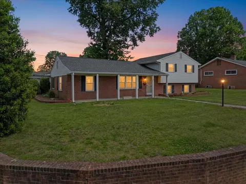 3402 Crittendon Ave NW, Roanoke, VA 24012