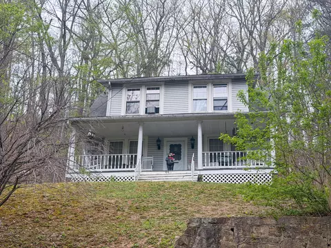 110 Crescent Ave, Iron Gate, VA 24448