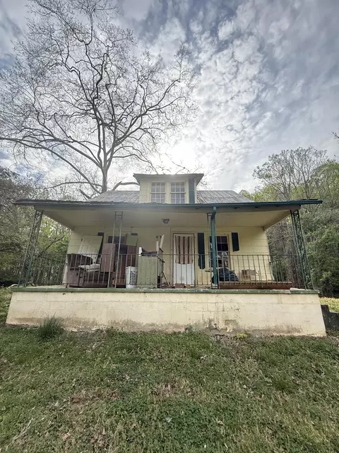 479 Trenthill Dr, Bassett, VA 24055