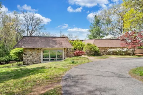 3244 Pineland Rd SW, Roanoke, VA 24018