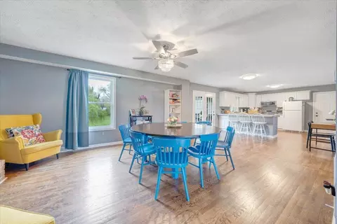 Dining - 1111 Charmin Dr, Forest, VA 24551 photo 2 of 5
