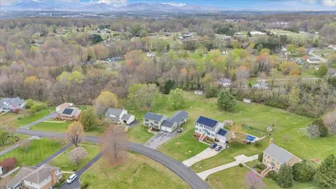 View/Area - 1111 Charmin Dr, Forest, VA 24551 photo 3 of 9