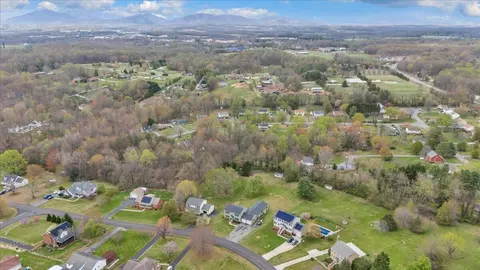 View/Area - 1111 Charmin Dr, Forest, VA 24551 photo 5 of 9