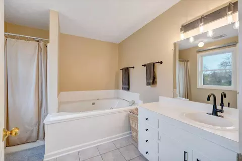 Bath - 1111 Charmin Dr, Forest, VA 24551 photo 2 of 10