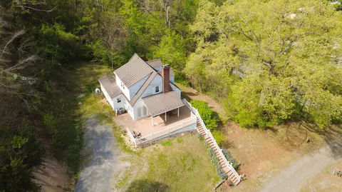 102 6th St, Iron Gate, VA 24448