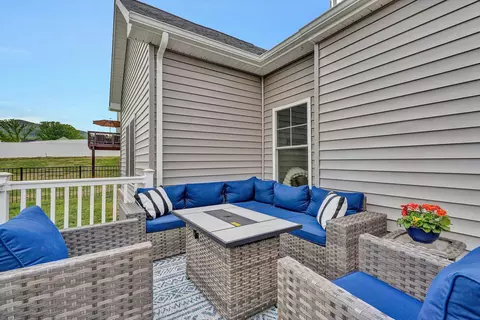 Exterior - 102 Simms Blvd, Salem, VA 24153 photo 9 of 17
