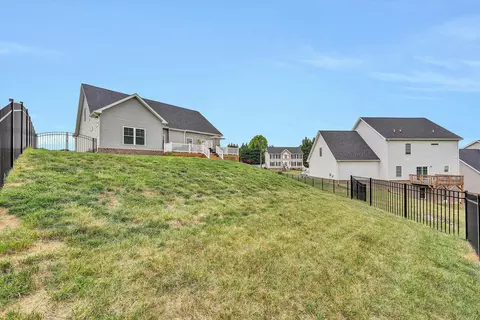Exterior - 102 Simms Blvd, Salem, VA 24153 photo 14 of 17