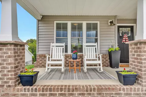 Exterior - 102 Simms Blvd, Salem, VA 24153 photo 5 of 17