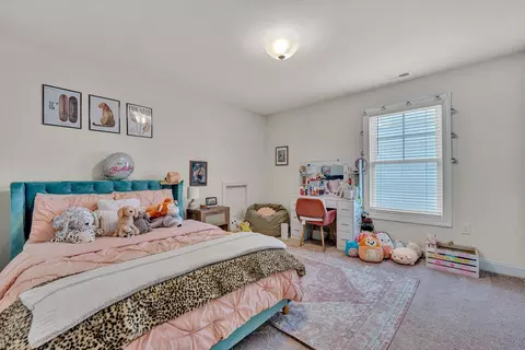Bedroom - 102 Simms Blvd, Salem, VA 24153 photo 3 of 4
