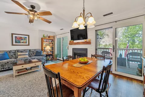 Dining - 54 Windlass Pointe Dr, Moneta, VA 24121 photo 2 of 3