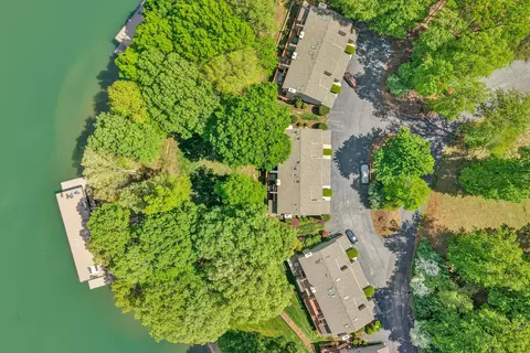 View/Area - 54 Windlass Pointe Dr, Moneta, VA 24121 photo 2 of 4