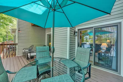 Exterior - 54 Windlass Pointe Dr, Moneta, VA 24121 photo 1 of 7