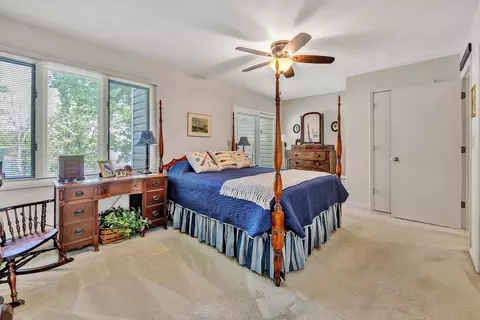 Bedroom - 54 Windlass Pointe Dr, Moneta, VA 24121 photo 2 of 5