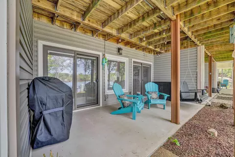 Exterior - 54 Windlass Pointe Dr, Moneta, VA 24121 photo 5 of 7