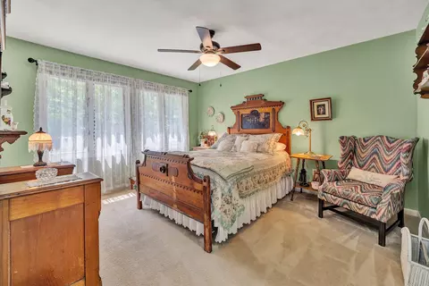 Bedroom - 54 Windlass Pointe Dr, Moneta, VA 24121 photo 4 of 5