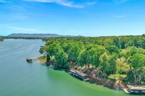 View/Area - 54 Windlass Pointe Dr, Moneta, VA 24121 photo 1 of 4