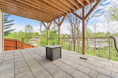 Exterior - 2756 Mcvitty Rd, Roanoke, VA 24018 photo 7 of 9