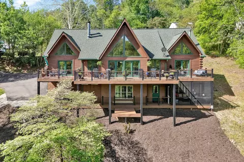 540 Lakeshore Terrace Rd, Hardy, VA 24101