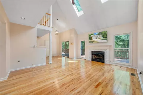 Living - 55 Walnut Trace Dr, Hardy, VA 24101 photo 2 of 7