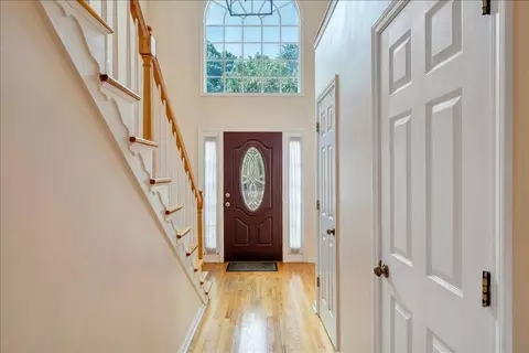 Entry Way - 55 Walnut Trace Dr, Hardy, VA 24101 photo 4 of 11