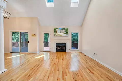 Living - 55 Walnut Trace Dr, Hardy, VA 24101 photo 3 of 7