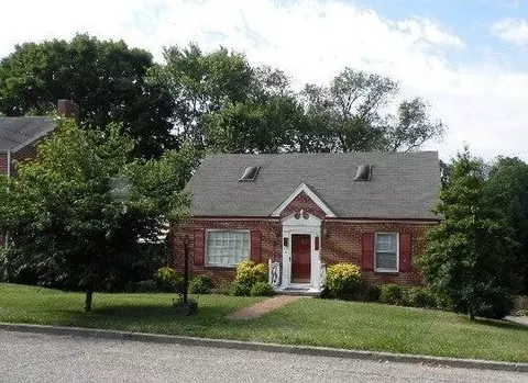 2618 Fairway Dr SW, Roanoke, VA 24015