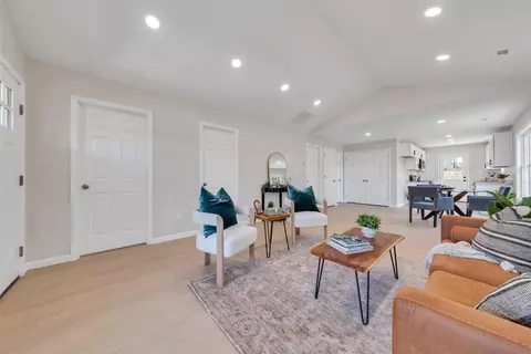 Other - 515 Cedar Ave, Vinton, VA 24179 photo 2 of 8